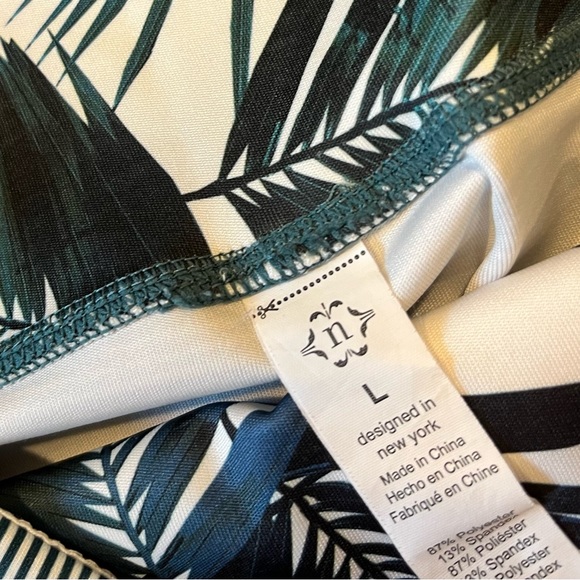 Nanette Lepore Striped Print Legging Size Large - Picture 2 of 4